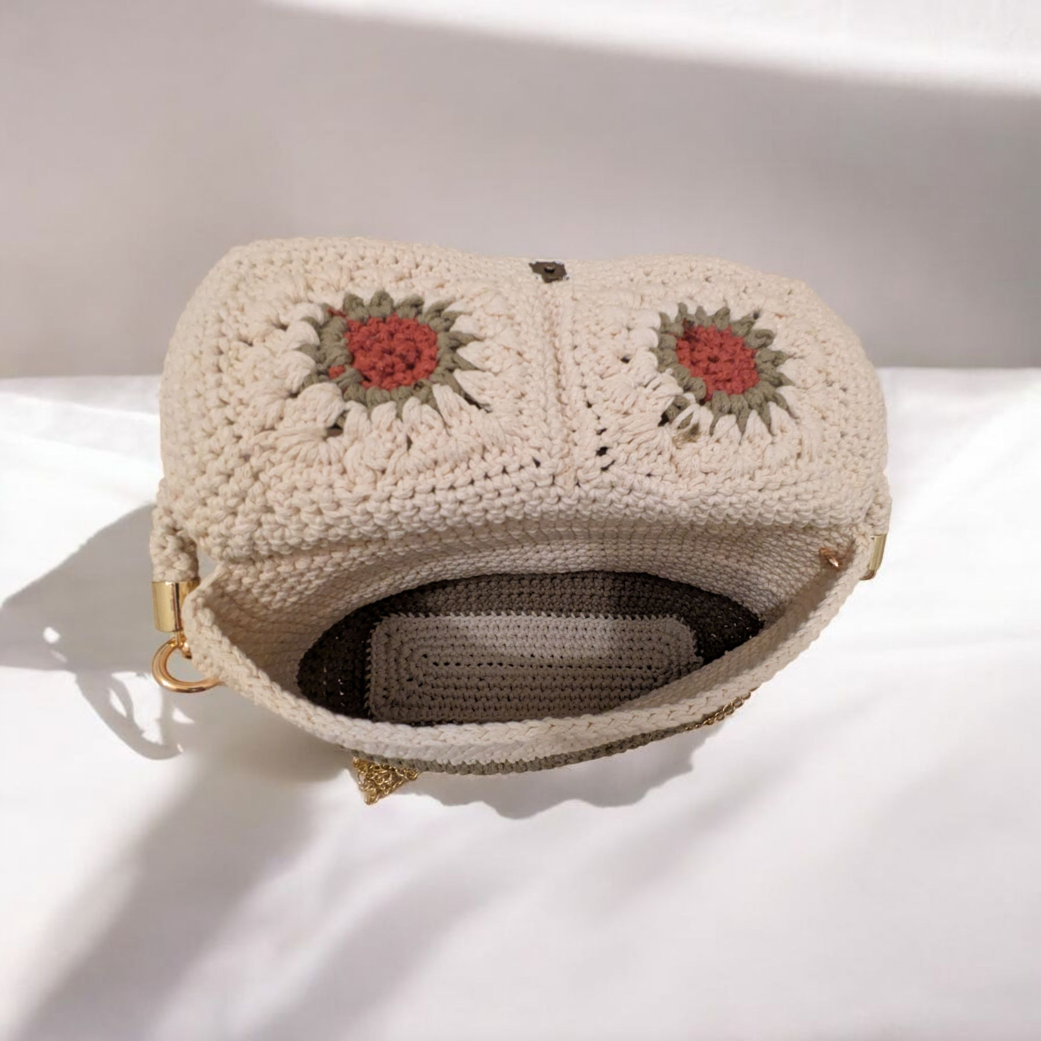 Sac_boheme_Olivia_crochet_macrame_fait_main_granny_france-original-interieur-in Sac_boheme_Olivia_crochet_macrame_fait_main_granny_france-original-interieur-in
